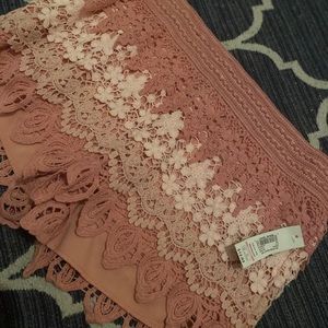 Lace nude/pink shorts